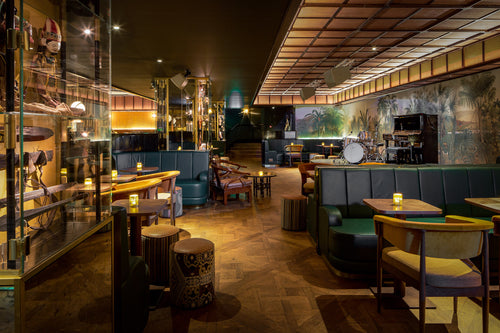 Oriole Bar London [12345/51.518866/-0.102790]
