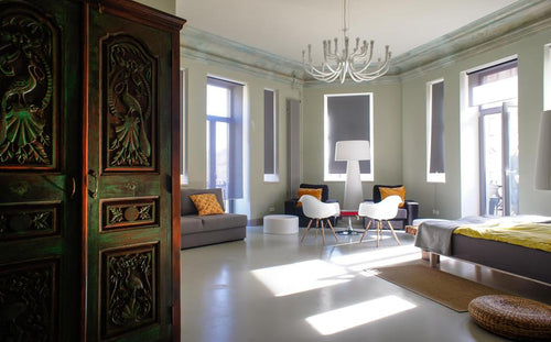 Chao Mama Hotel [5375ee82498edfeb08a10b4f/59.927112/30.308548]
