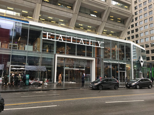 Eataly (Bloor St) [5b2d934e59c423002c0c6db6/43.66958/-79.38857]