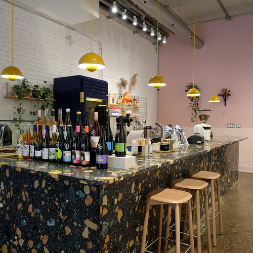 Early Bird Espresso & Brew Bar [51f7b952498ec4fd67788f71/43.647257/-79.402544]