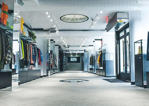 KITH (Manhattan) [4f5d1839e4b0838068e52ed0/40.725988/-73.994364]