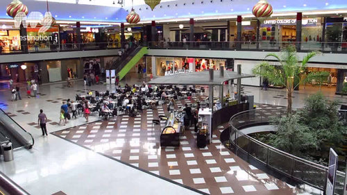 La Canada Mall [4b607dd6f964a52071e929e3/36.521493/-4.874608]