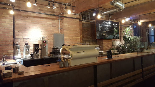 Dark Horse (401 Richmond St) [56706795498e64120cb554e3/43.647884/-79.394823]