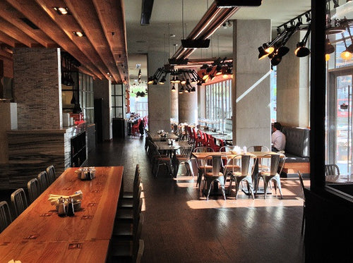 Mill street brew pub [517b3b3be4b0a7bf59e6a7bc/43.650433/-79.35845]